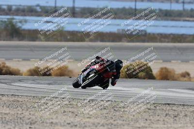 media/Nov-16-2025-Race Pace (Sun) [[8c5fa54630]]/Verified Riders/3-Turn 14 (1045am)/